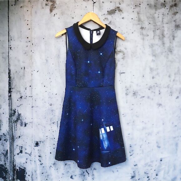 Dr. Who Galaxy Tardis Dress A Line Sleeveless Peter Pan Collar Blue Sz S - Picture 4 of 7